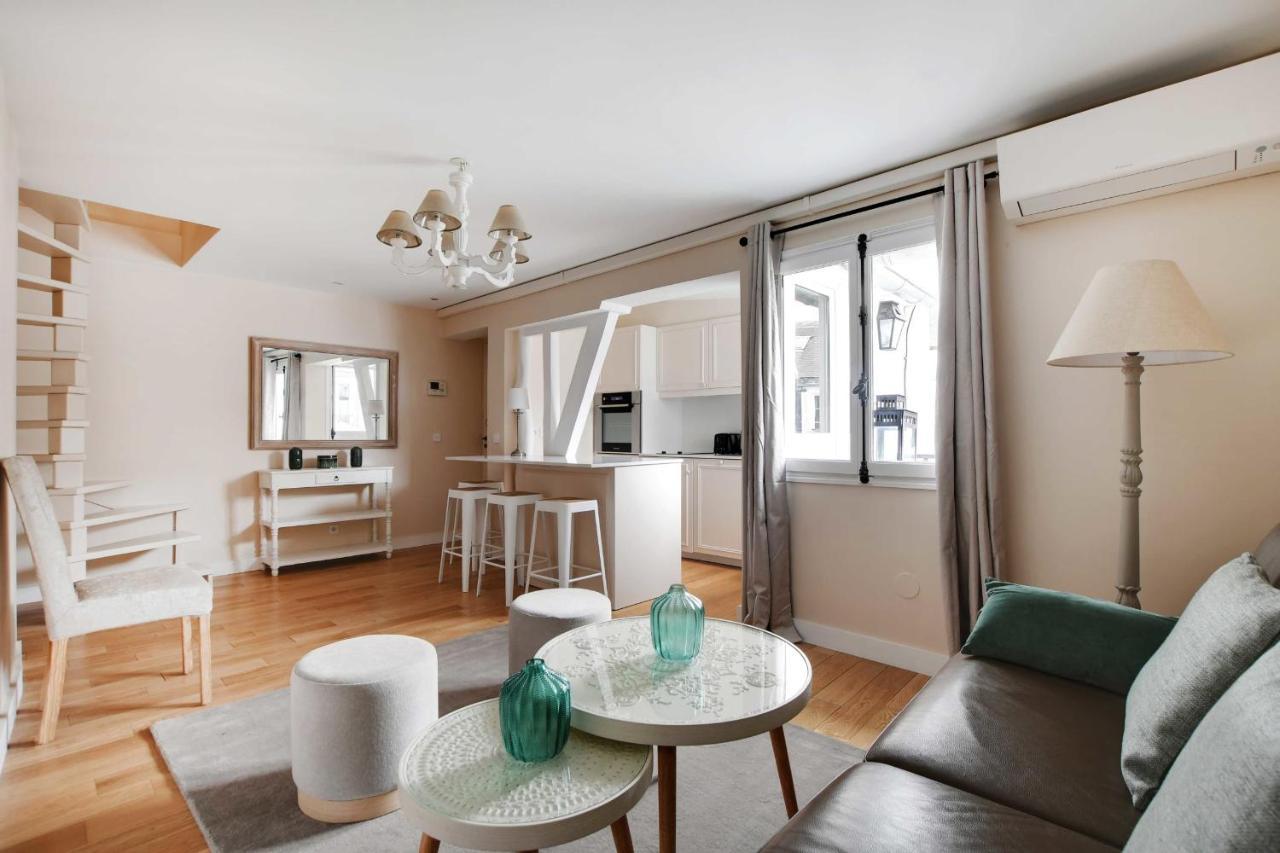 Appartamento Amazing Duplex 4p- Louvre Museum Parigi